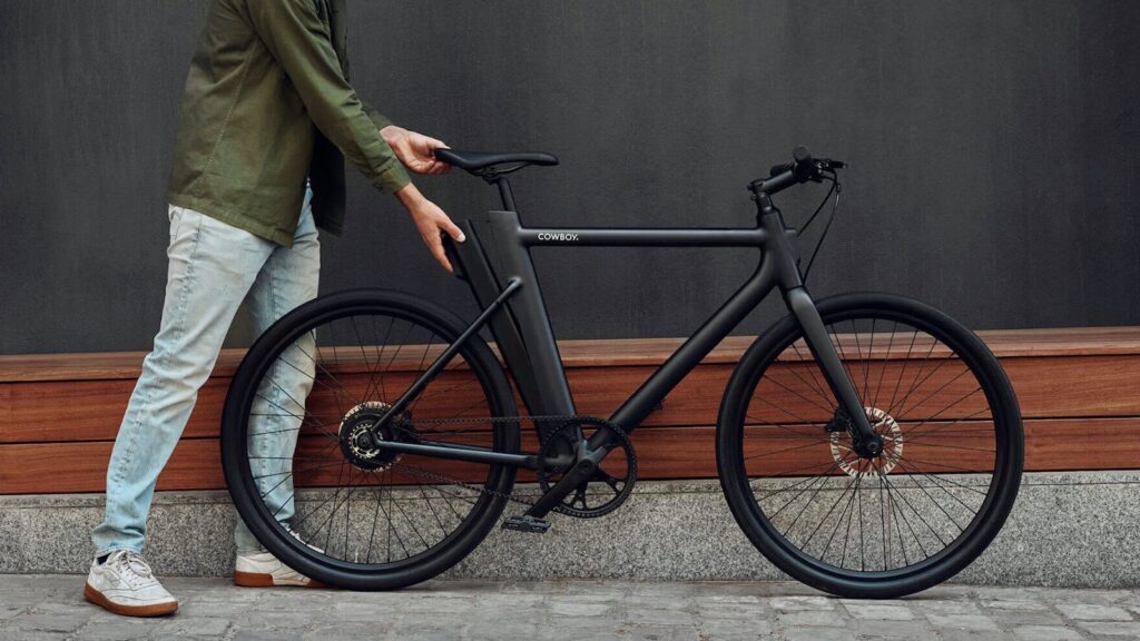 63ebbe981d8aa542476cc80c_Cowboy-3-Smart-Electric-Bike-01-1024x576 63ebbe981d8aa542476cc80c_Cowboy-3-Smart-Electric-Bike-01-1024x576